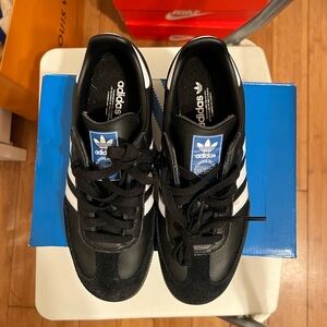 Adidas samba sneakers